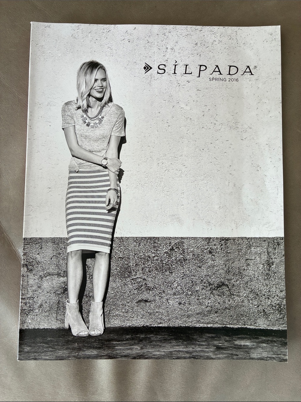 Silpada spring 2016 catalog Lake new condition. No rep back stamp.